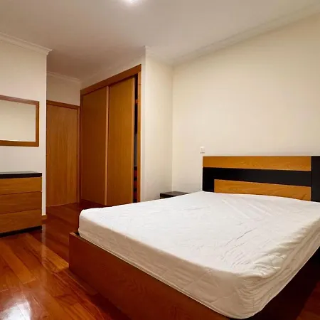Coastal Comfort At Riverside - 4 Min To Airport! Konukevi Santa Cruz (Madeira)