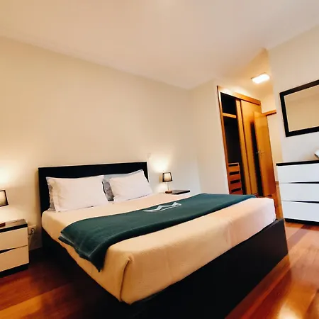 Coastal Comfort At Riverside - 4 Min To Airport! Santa Cruz (Madeira)