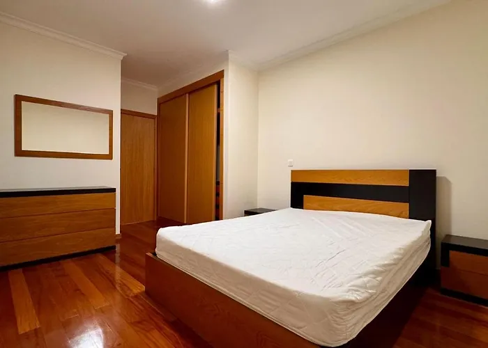 Coastal Comfort At Riverside - 4 Min To Airport! 招待所 圣克鲁斯